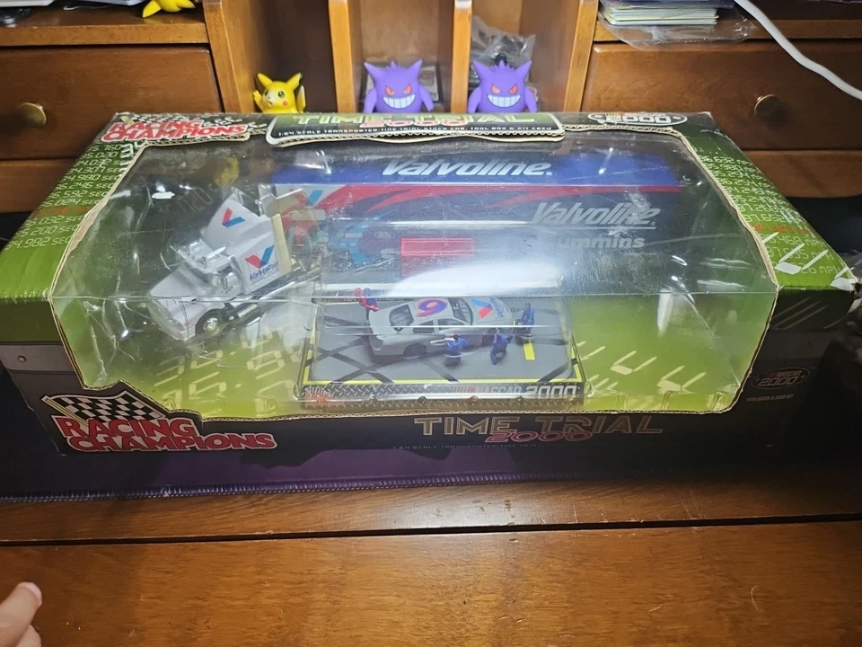 Mark Martin #6 Valvoline Time Trail 2000 Racing Champions NASCAR 1:64 Diecast Foto 1 de 4