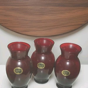 3 Etichette Vasi 6" Vetro Rosso Rubino Reale Ancoraggio Hocking Vintage Attaccate - Foto 1 di 2