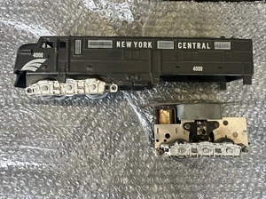 Sold As Junk MARX O GAUGE NEW YORK CENTRAL F3 BLACK DIESEL 4000 Damaged Front - Picture 1 of 24