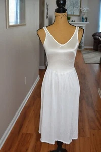 Warner's Vintage beautiful silky satin Nylon blend off white slip dress sz  34 - Picture 1 of 6