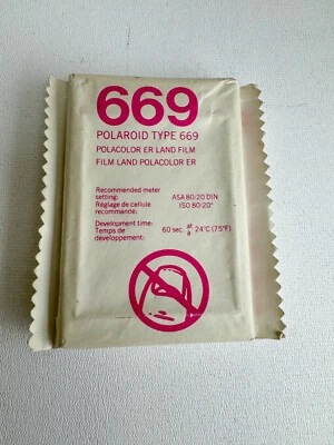 Vintage Polaroid 669 Film - Single Pack  ISO 80 - Expired 81 Sealed - Image 1 of 4
