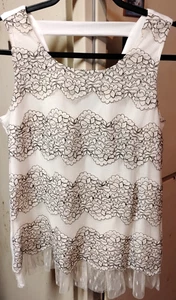 Maurices Sleeveless Top Womens Small LACE Pattern - Picture 1 of 2