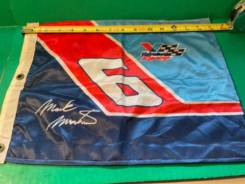 VINTAGE - MARK MARTIN 15x12 NASCAR Flag Cover