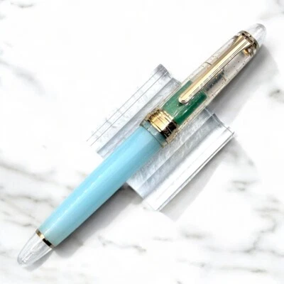 Sailor Shikiori 5th Anniversary Fountain Pen Jo Minori MF 14K Japan Limited - Image 1 of 4