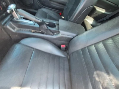 (LID ARMREST ONLY) Console Front Floor Fits 07 MUSTANG 2556361 - Image 1 of 4