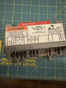 TESTED!! Honeywell S8610U3009 Ignition Control Module S8610U 55422. - Picture 1 of 5