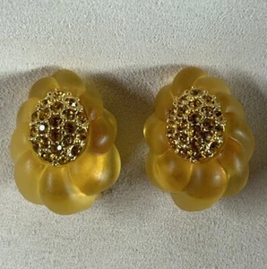 VTG Joan Rivers Gold Tone Frosted Glass Rhinestone Clip On Earrings - Picture 1 of 4
