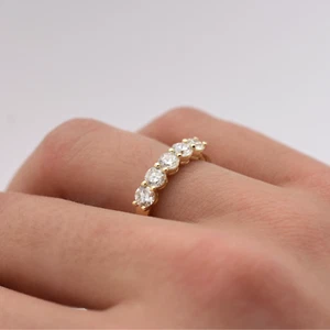 14 Karat Gold und Diamant Ehering / 1,oo Karat Gesamtgewicht Lab Grow Diamanten - Bild 1 von 8