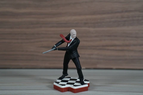 Totaku Hitman 2  Agent 47 Figure Loose Cover