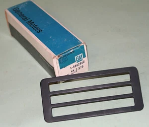 1971-1972 Oldsmobile Delta 88 98 NOS front marker bezel 5962862 - Picture 1 of 3