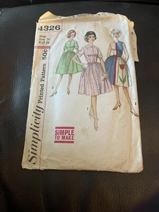Simplicity 4326 Junior und Misses Einteiler Kleid Größe 14 60er Jahre. Gebraucht - Bild 1 von 2
