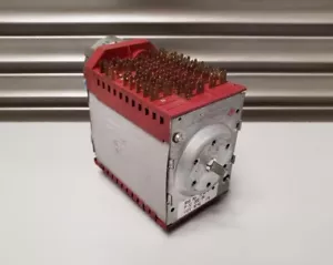 F160301P Washer Timer, 120V Speed Queen P/N F160301P, F160301, 160301 (Used) - Picture 1 of 3
