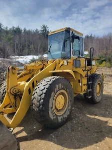 hyundai wheel loader HL750 with coupler  forks and bucket - Picture 1 of 6