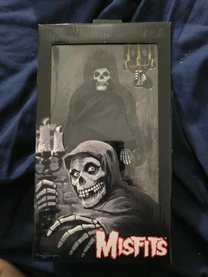 Figura de acción NECA Misfits The Fiend (versión negra) vestida 8" NUEVA Foto 1 de 4