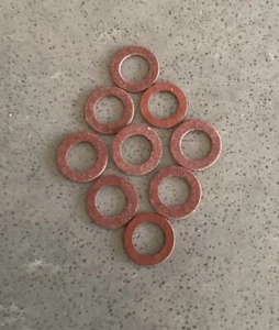 RED FIBRE FLAT SEALING WASHERS M3 M4 M5 M6 M8 M10 M12 M14 M16 M18 M20 - Picture 1 of 17