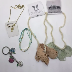 lotto gioielli reperti collane bracciale e portachiavi - Foto 1 di 12