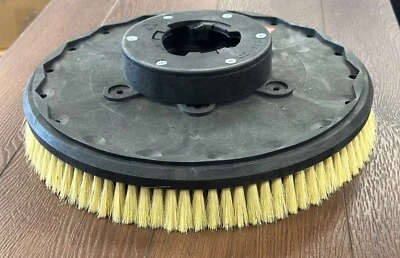 16" White Tampico Fiber Brush Complete with Riser and 9200 Clutch Plate - Image 1 of 2