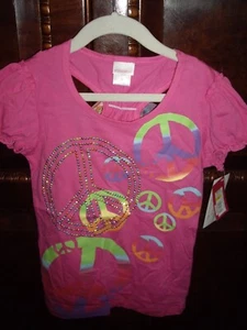 T8 Girls Size S 6 6X Xhilaration Pink Top T-Shirt Peace Signs Multicolor Studs - Picture 1 of 5