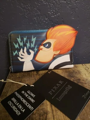 NUEVA Cartera Loungefly Disney Pixar Momentos Increíbles Síndrome Cremallera Alrededor con Etiquetas Foto 1 de 4