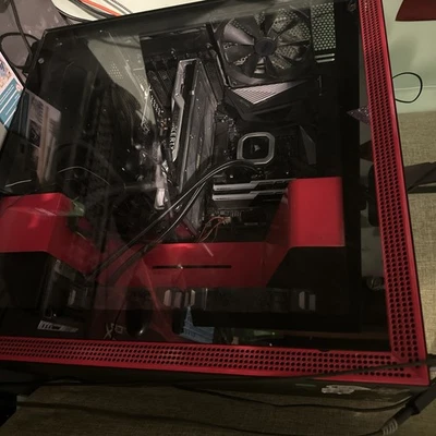 Nzxt H700i Case With Tempered Glass  - Image 1 of 3