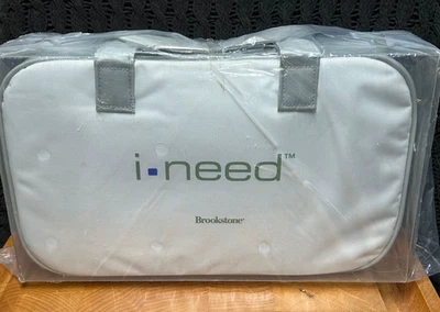 NUEVO - Masajeador Shiatsu Lumbar Brookstone I-NEED Negro Alivio del Dolor con Estuche AZUL Foto 1 de 4