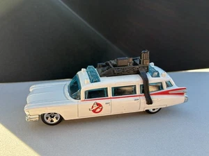🔥🔥 Hot Wheels Ghostbusters '59 Cadallic Ecto Toy Car 2009 🔥🔥 - Picture 1 of 7