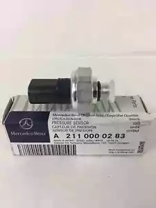 NEW Genuine Mercedes-Benz Air Conditioning Condenser Pressure Sensor A2110000283 - Picture 1 of 3