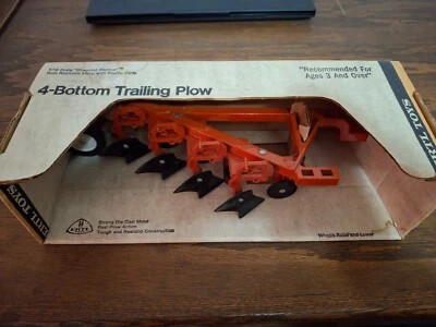 Arado de arrasto Toy Ertl Allis Chalmers 4 fundos # 1216 1/16 feito nos EUA - Imagem 1 de 4