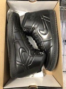 Air Jordan 1 anodizzato 'Nero' taglia 12 - Foto 1 di 13