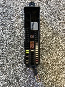 2015 Ford Escape Rear Cabin Fuse Box Junction Block - Picture 1 of 3