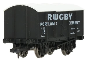 B760 Dapol OO Gauge Rugby Portland Cement GPV 13 Wagon (Pre-Owned) - Picture 1 of 1