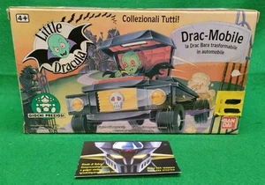 Serie LITTLE DRACULA, Veicolo DRAC-MOBILE, BANDAI Giochi Preziosi, 1991 NEW MISB - Imagen 1 de 4