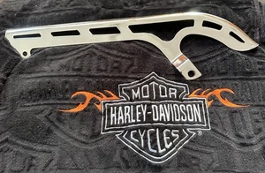 Genuine Harley-Davidson Rear Belt Guard #60322-04 - Brand New! DYNA 2006 & Up! - Picture 1 of 7