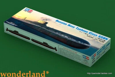 Hobbyboss 1/350 83532 Russian Typhoon Class SSBN - Image 1 of 4