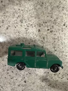Vintage Matchbox Lesney No 12 Series Land Rover Safari England; Used - Picture 1 of 5