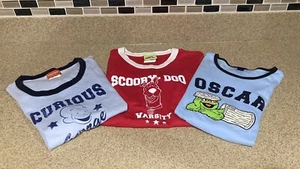 3 Junior T-shirts Curious George Scooby Doo Oscar The Grouch 2 XL 1XXL Teen - Picture 1 of 13