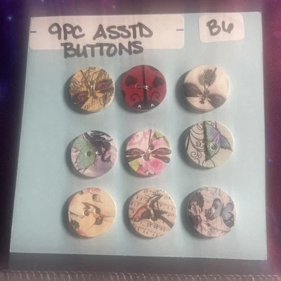 9 PCS ASSORTED BUGS AND BIRDS ROUND 2 HOLE PLASTIC BUTTONS - Image 1 of 4