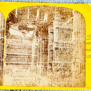 Tarjeta de vista estéreo de cámara de banquetes de la Torre de Londres Londres y barrio #527 - Imagen 1 de 6