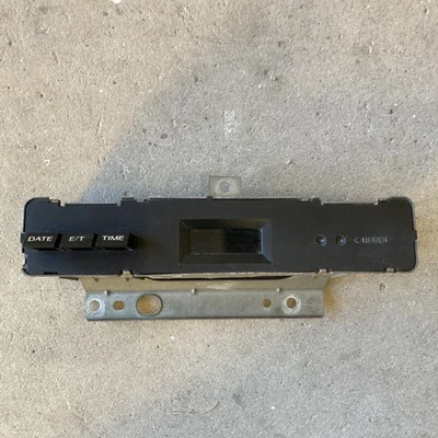 1980-1986 FORD F150 F250 BRONCO Bullnose dash quartos relógio usado OEM * Testado * - Imagem 1 de 4