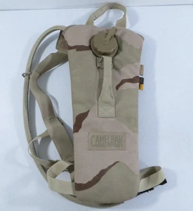 CamelBak ThermoBak 2L 70oz Cordura Desert Camo Trinkrucksack mit Blase - Bild 1 von 1