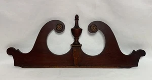 Antique Chippendale Federal Style Carved Wood Pediment Scroll & Finial 25.25" - Picture 1 of 12