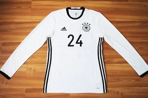 SIZE M MEDIUM GERMANY 2016/2017 FOOTBALL SHIRT JERSEY TRIKOT ADIDAS ADIZERO #24 - Picture 1 of 9