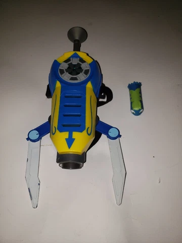 Jakks Pacific 2016 Slugterra Junjie Stealth Wrist Blaster Cannon Blade RARE! Cover
