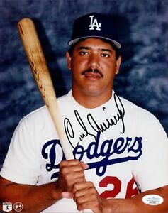 Carlos Hernandez Los Angeles Dodgers Signed 8x10 Glossy Photo JSA Authenticated