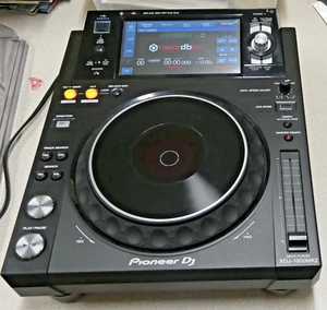 Pioneer DJ XDJ-1000MK2 with Decksaver Cover - Picture 1 of 8