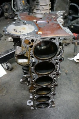 Bloque motor OEM BMW E46 M54 B25 B30 + tapas principales 01-05 325i 330i 325ci 330ci Foto 1 de 4