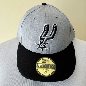 Cappello New Era San Antonio Spurs Fitted 59Fifty NBA Grigio Nero Uomo Taglia 7 3/8 - Foto 1 di 7