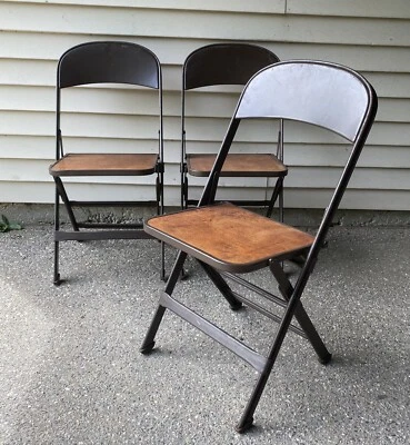 (3) Cadeiras dobráveis Early Clarin Mfg Co. Chicago madeira aço design industrial - Imagem 1 de 4