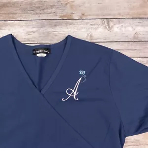 "Top Los Angeles rosa piccolo blu scrub monogrammato ""A" - Foto 1 di 5