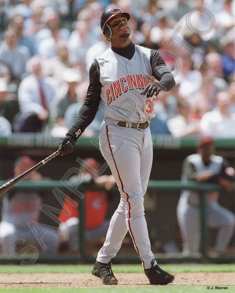 KEN GRIFFEY JR. CINCINNATI REDS 8X10 PHOTO - Image 1 of 1